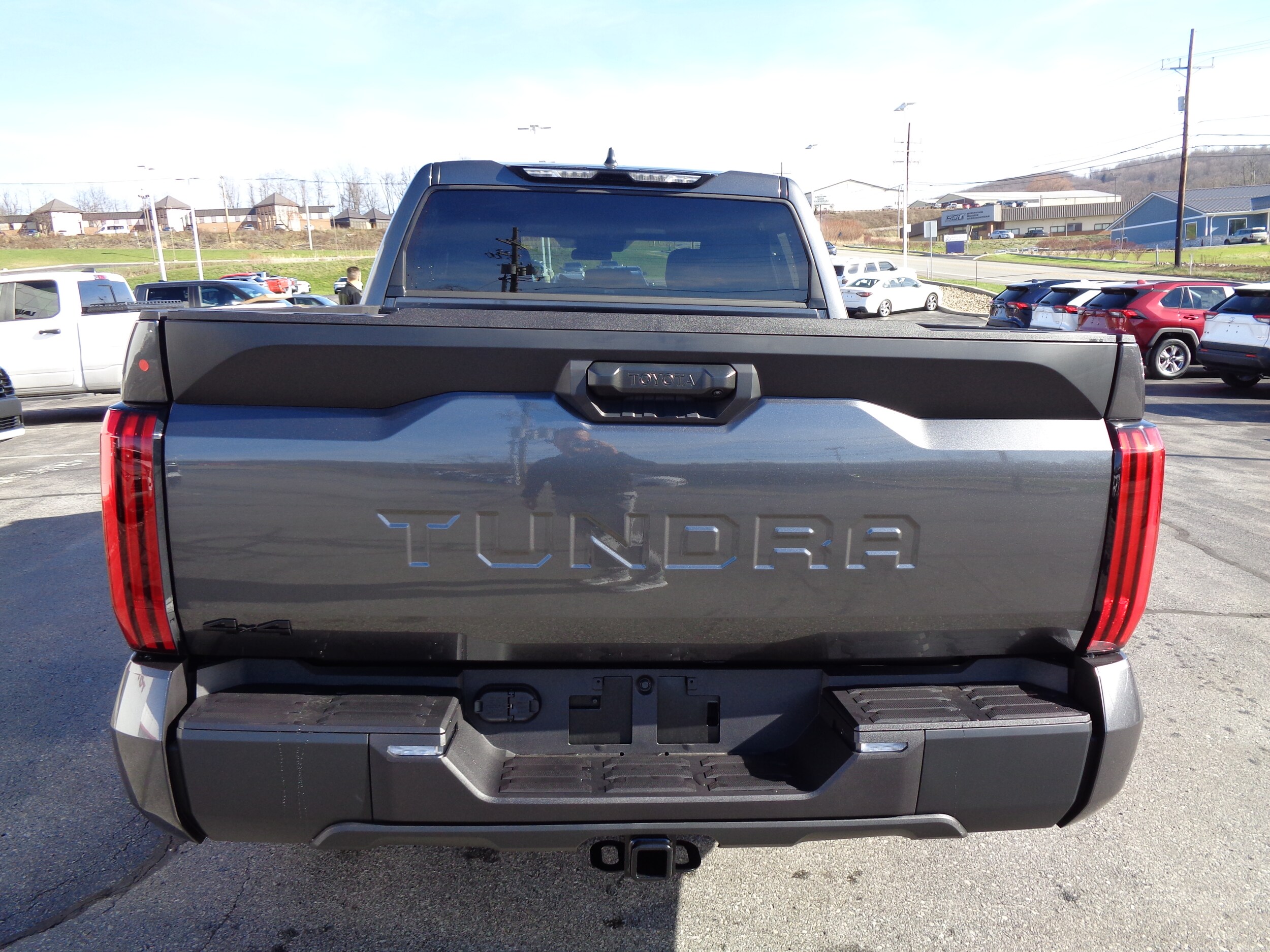 2026 Toyota Tundra SR CrewMax photo 4