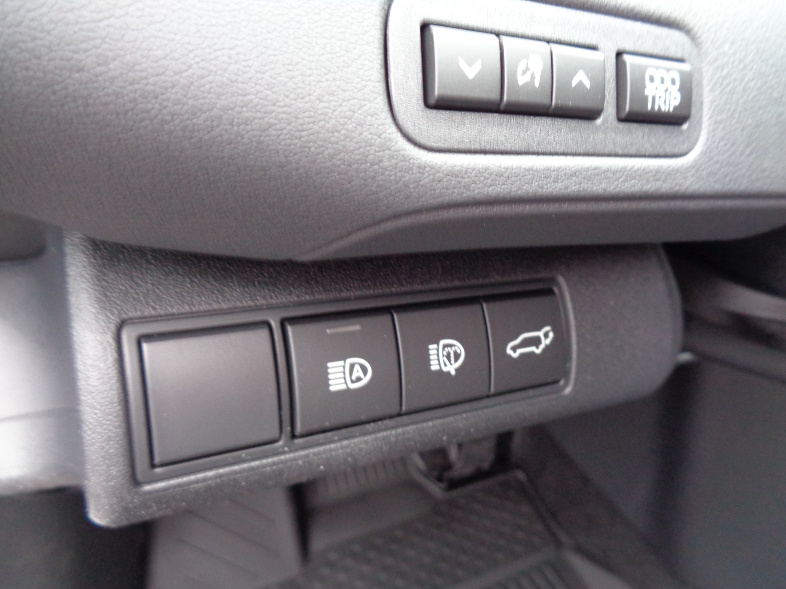 2026 Toyota bZ XLE - Photo 11