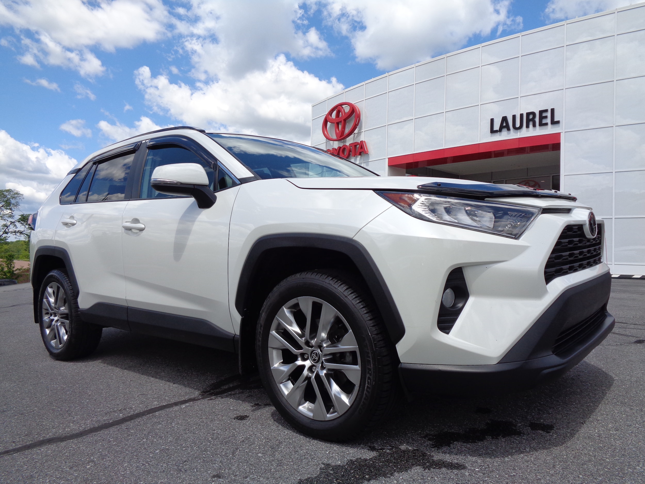  2021 Toyota RAV4 XLE Premium AWD   