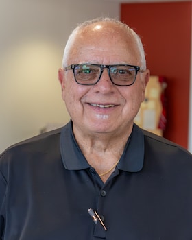 Staff member Alf Dipaola from ID_f4fc2a52be1c