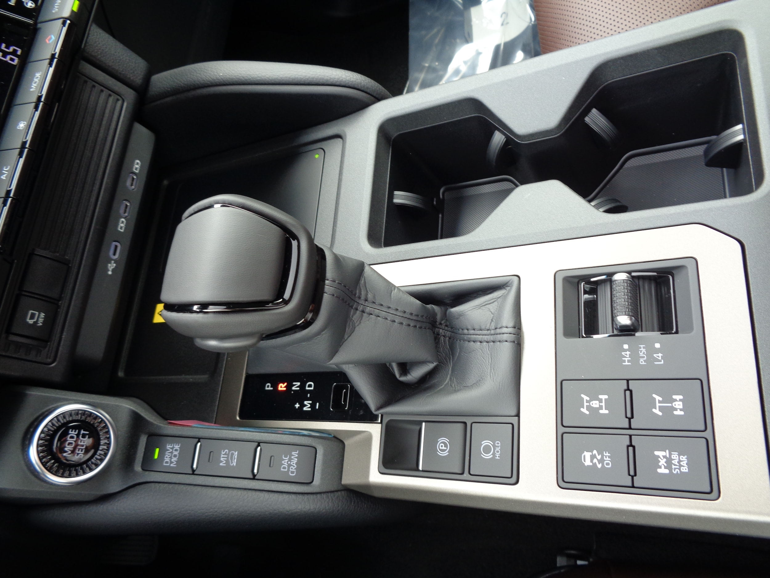2027 Toyota Land Cruiser Land Cruiser 1958 - Photo 34
