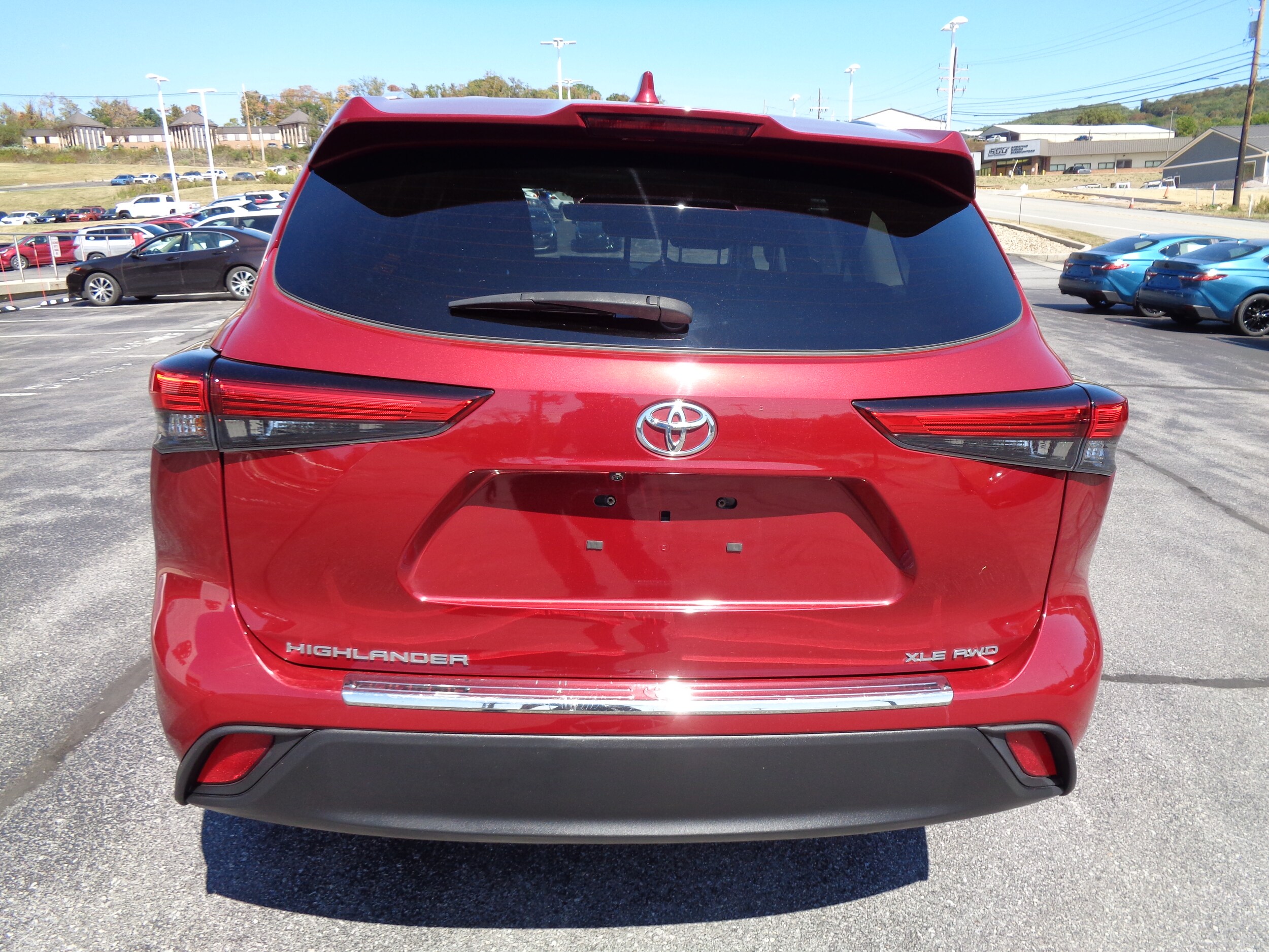 2022 Toyota Highlander XLE photo 4