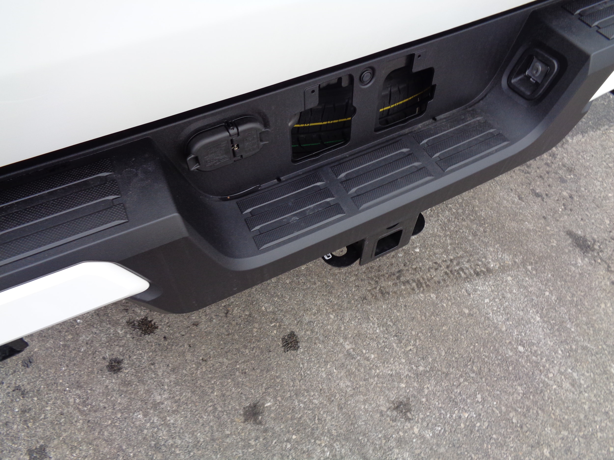 2026 Toyota Tacoma SR5 - Photo 13