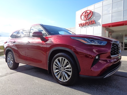 2022 Toyota Highlander Platinum AWD SUV