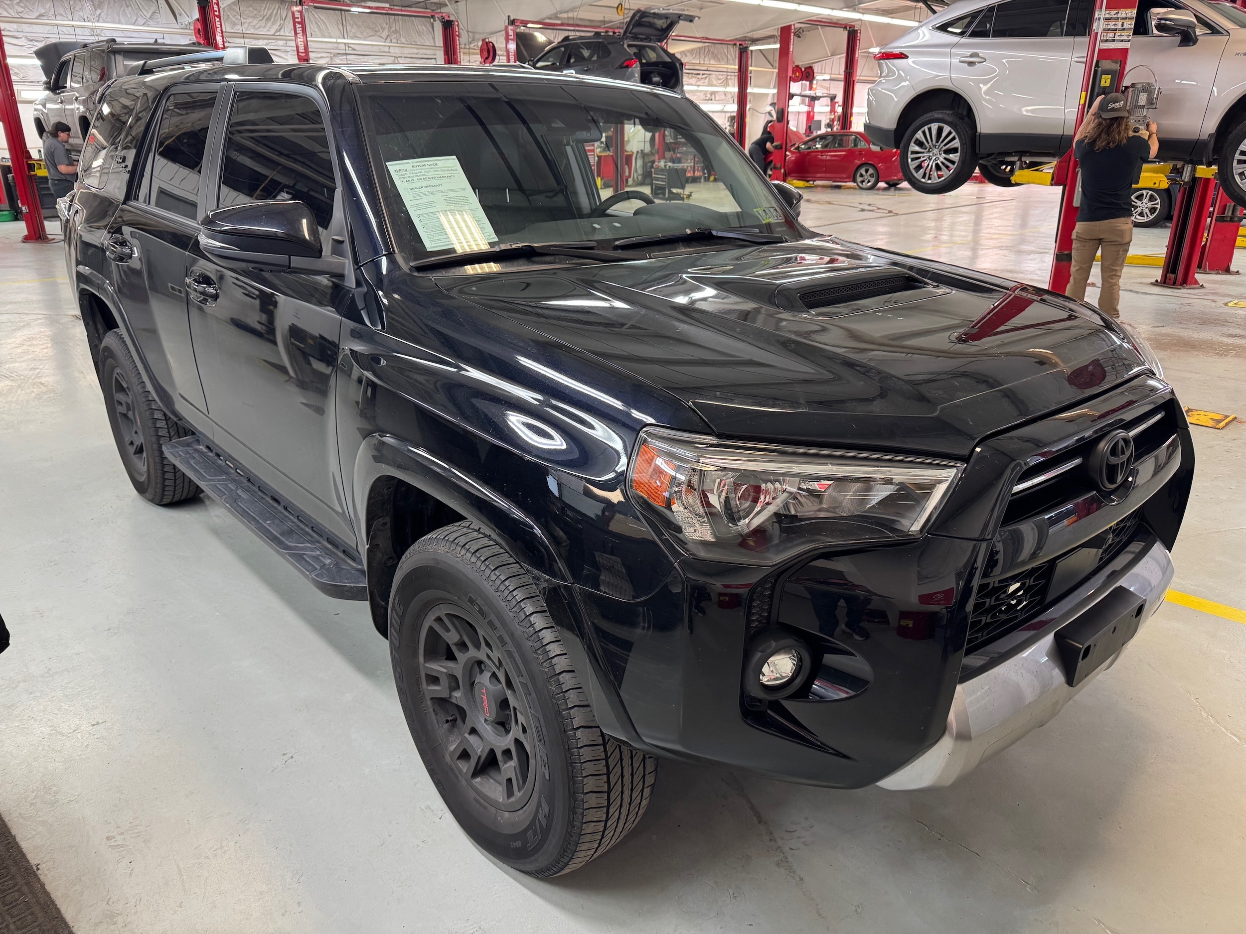 2023 Toyota 4Runner TRD Off-Road Premium's photo