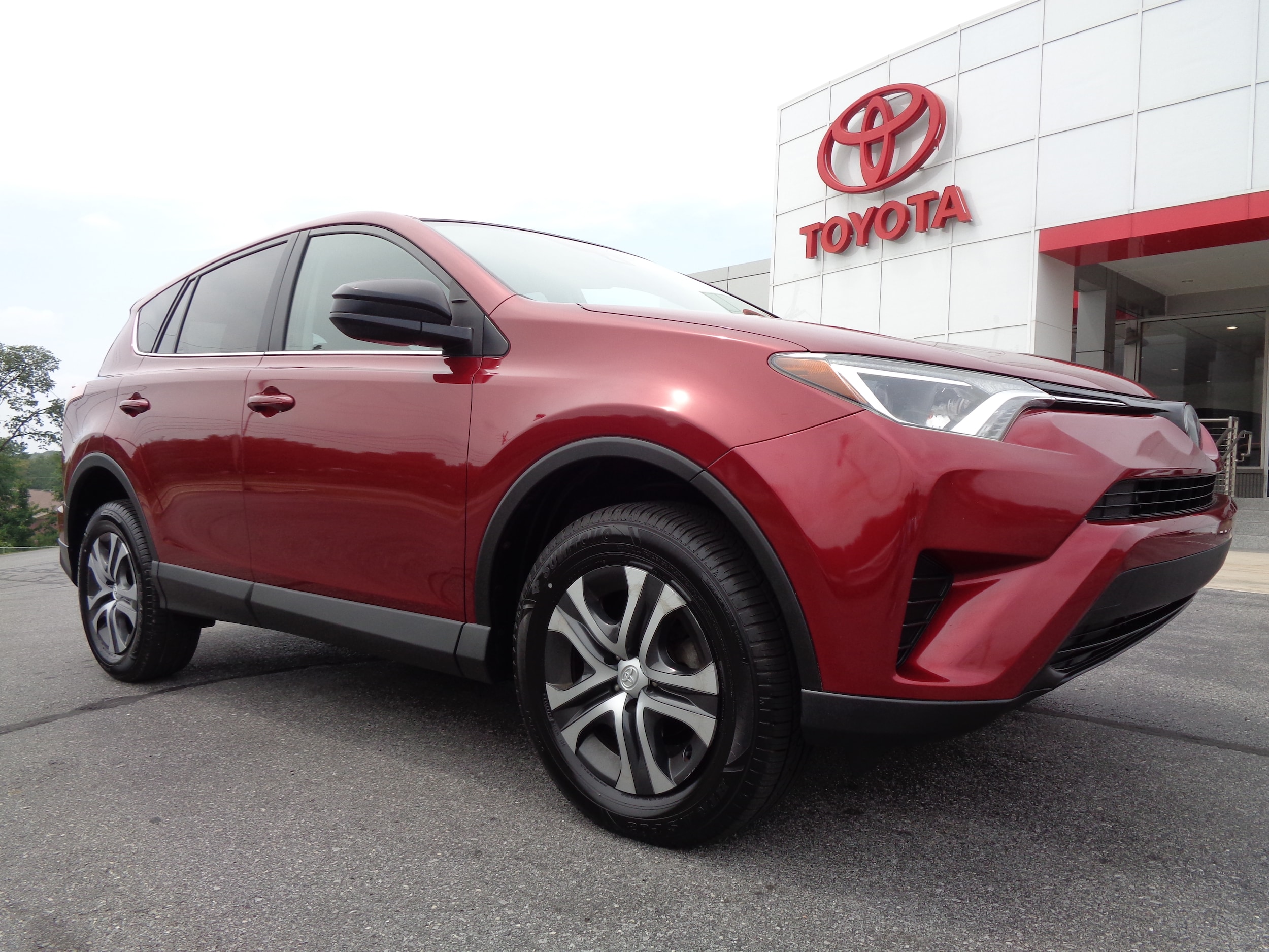 2018 Toyota RAV4 LE AWD