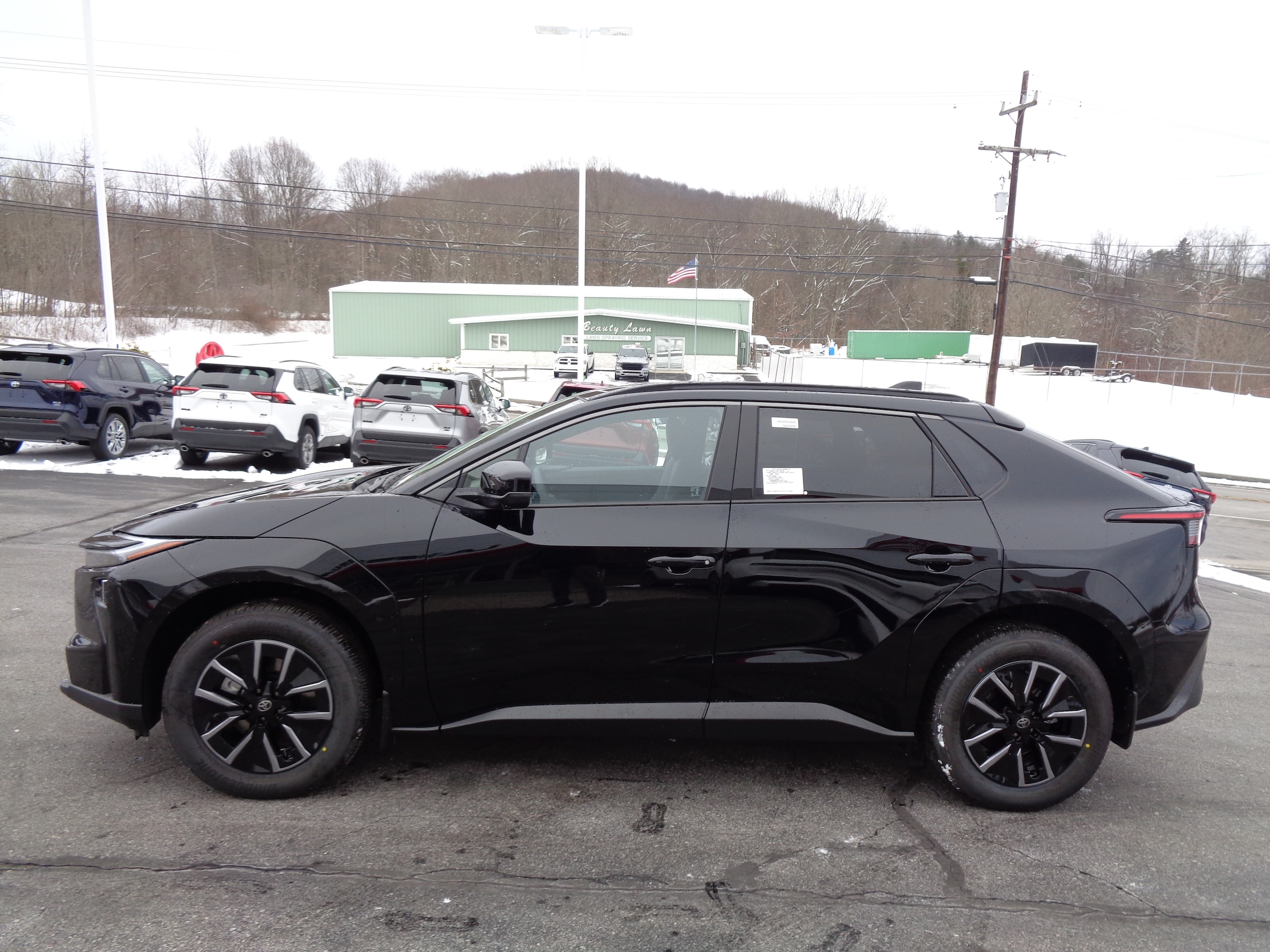 2026 Toyota bZ XLE - Photo 6