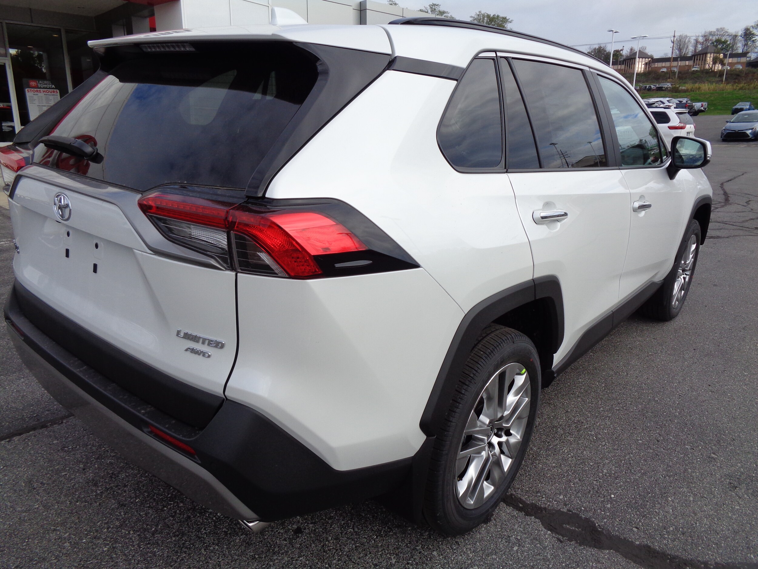 2025 Toyota RAV4 Limited photo 3