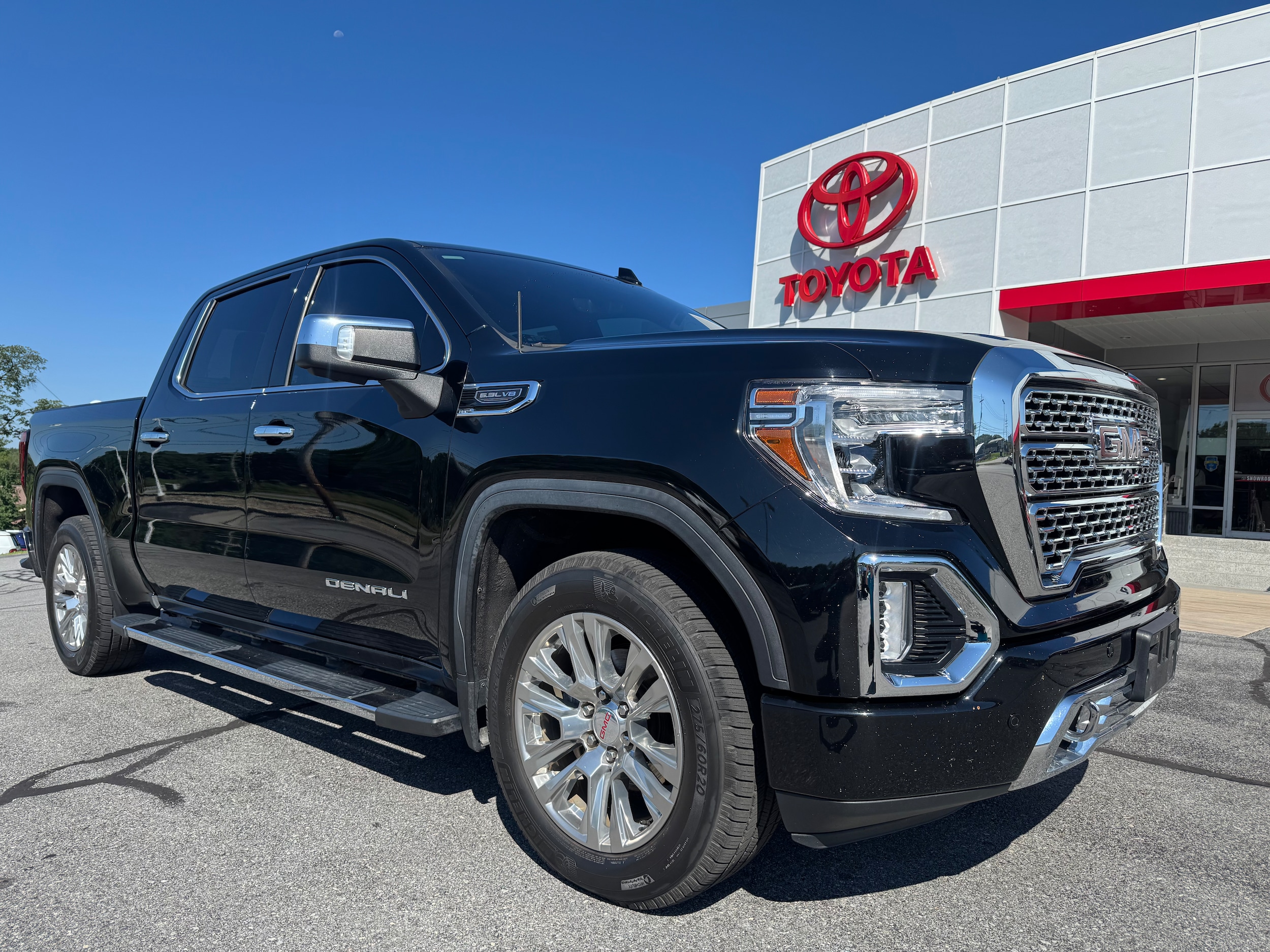 Onyx Black 2019 GMC Sierra 1500 Pickup Truck Four-Wheel Drive Automatic