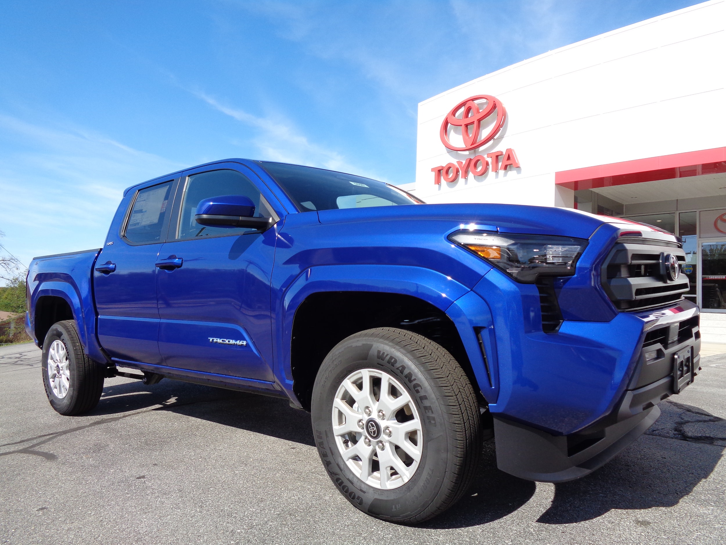 2025 Toyota Tacoma SR5