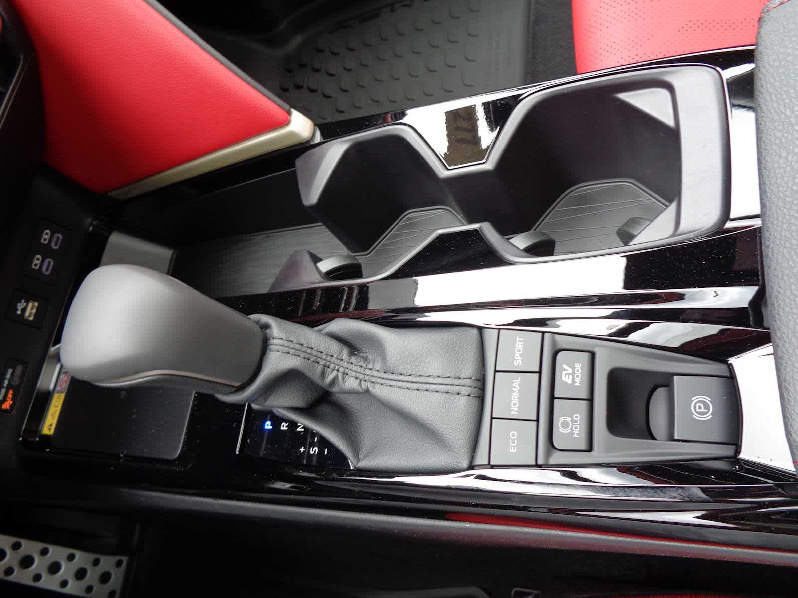 2026 Toyota Camry XSE - Photo 32
