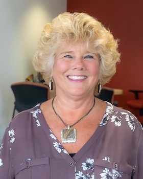 Staff member Terri Roxby from ID_1573ec6411c1