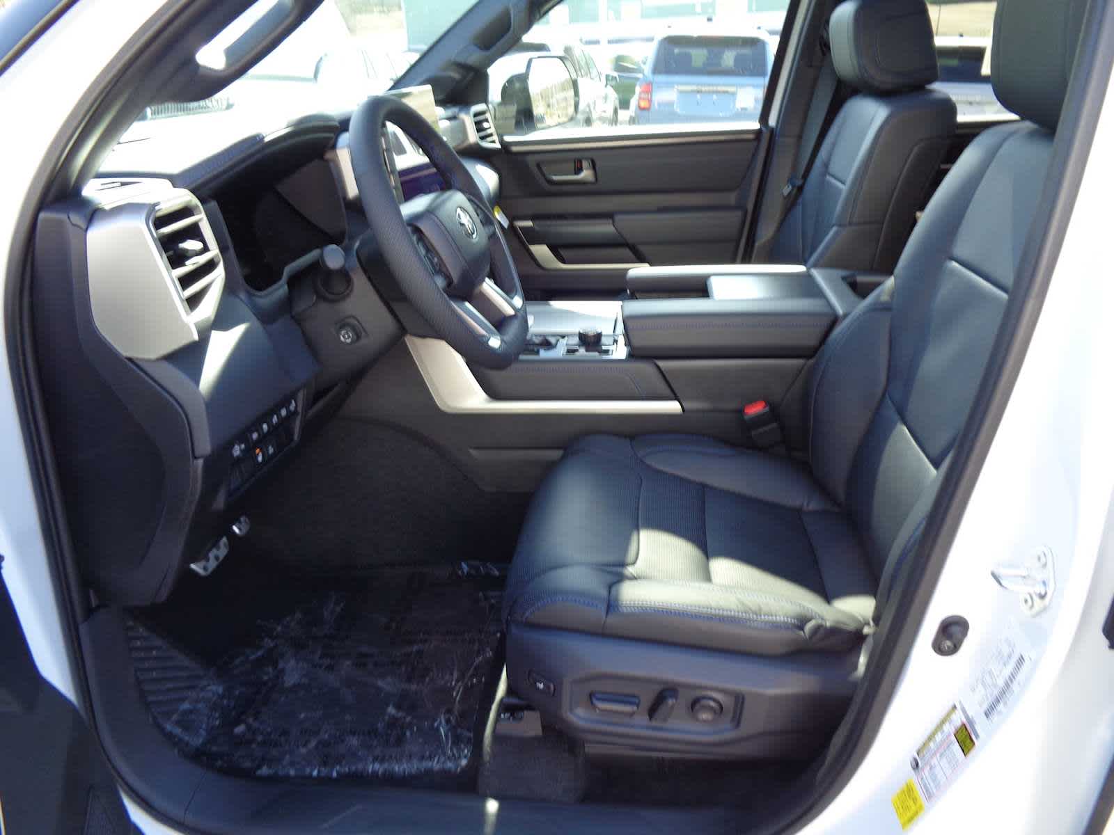 2026 Toyota Tundra Platinum - Photo 13