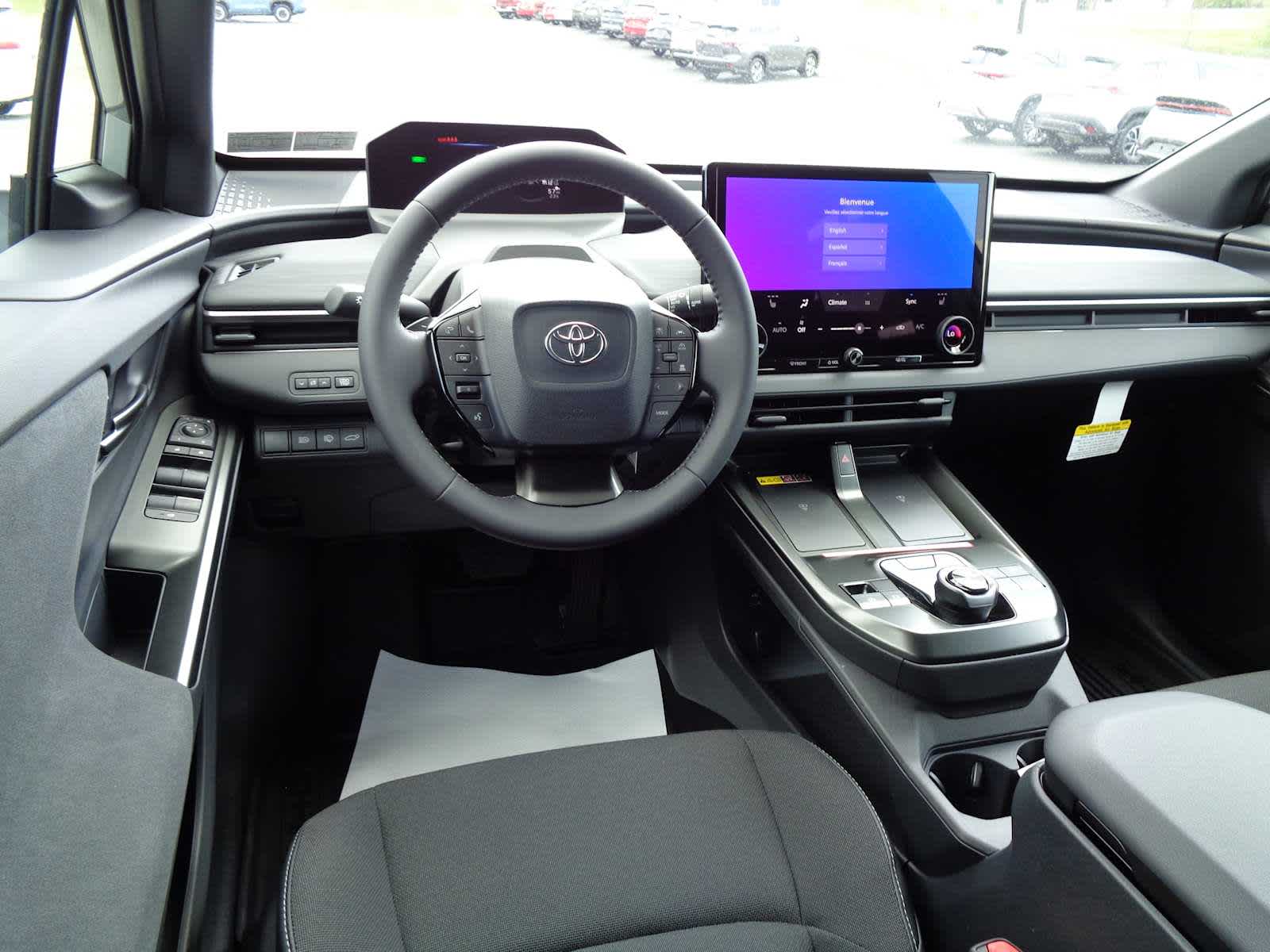 2026 Toyota C-HR SE - Photo 13