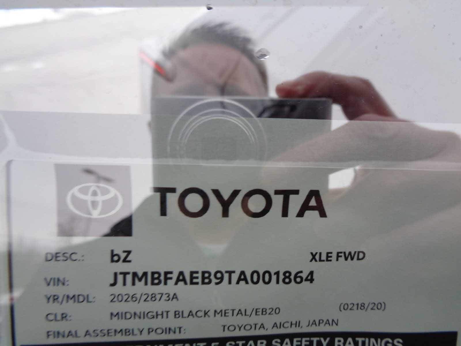 2026 Toyota bZ XLE - Photo 18