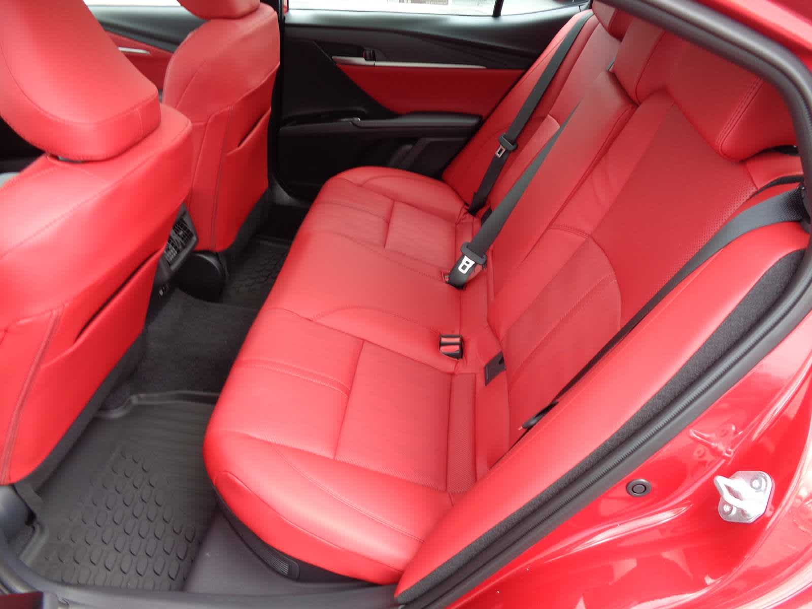 2026 Toyota Camry XSE - Photo 15
