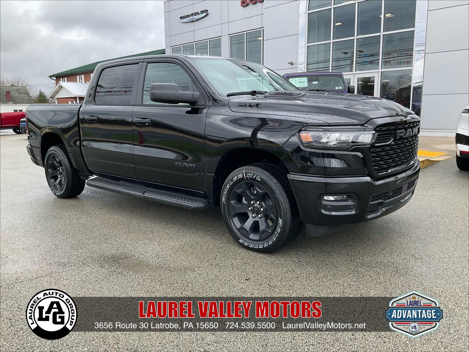 2026 RAM 1500 Express 4x4 Crew Cab 5'7's photo