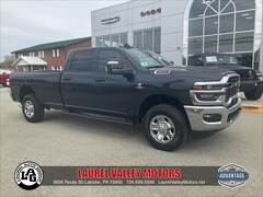 2026 Ram 3500 TRADESMAN CREW CAB 4X4 8' BOX Pickup