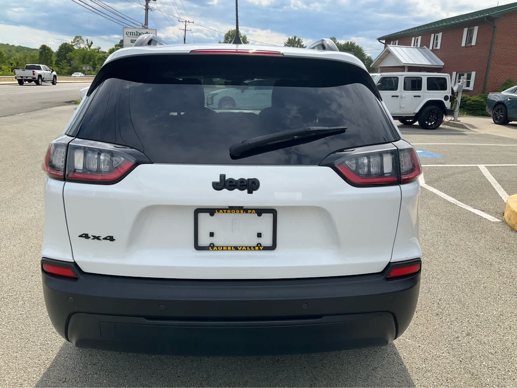 Used 2020 Jeep Cherokee Altitude 4x4