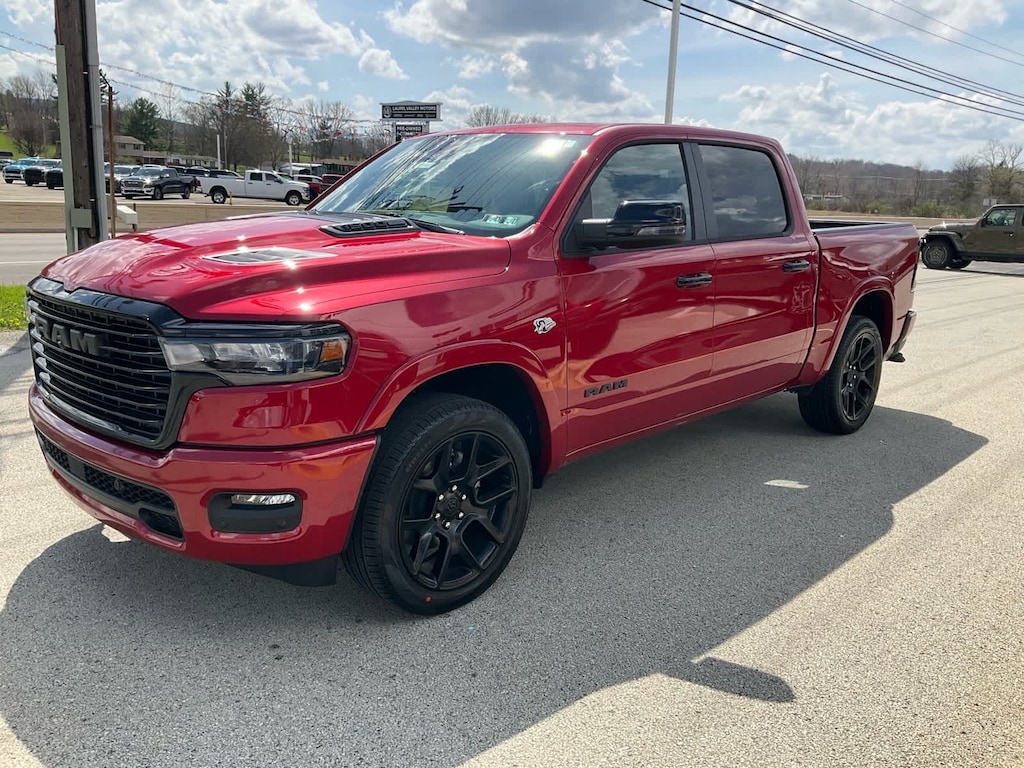 New 2026 Ram 1500 LARAMIE CREW CAB 4X4 5'7 BOX Pickup