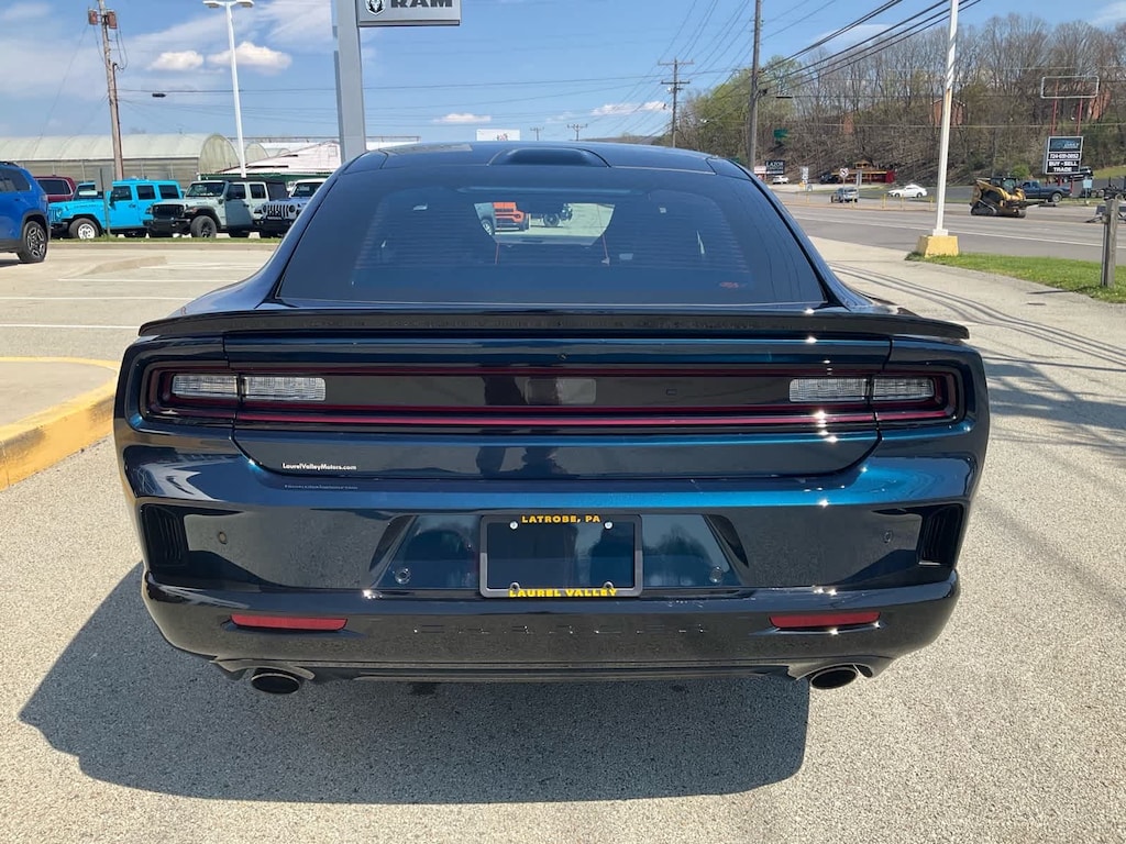 New 2026 Dodge Charger SCAT PACK PLUS 4-DOOR AWD Sedan