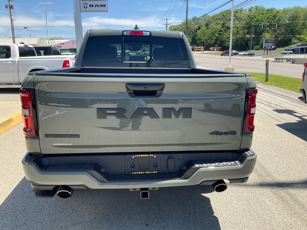 New 2026 Ram 1500 BIG HORN CREW CAB 4X4 5'7 BOX Pickup