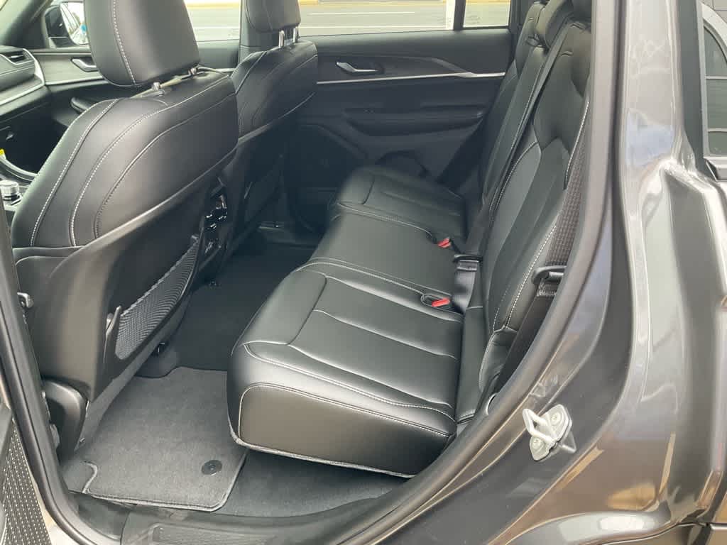 2025 Jeep Grand Cherokee Limited - Photo 17
