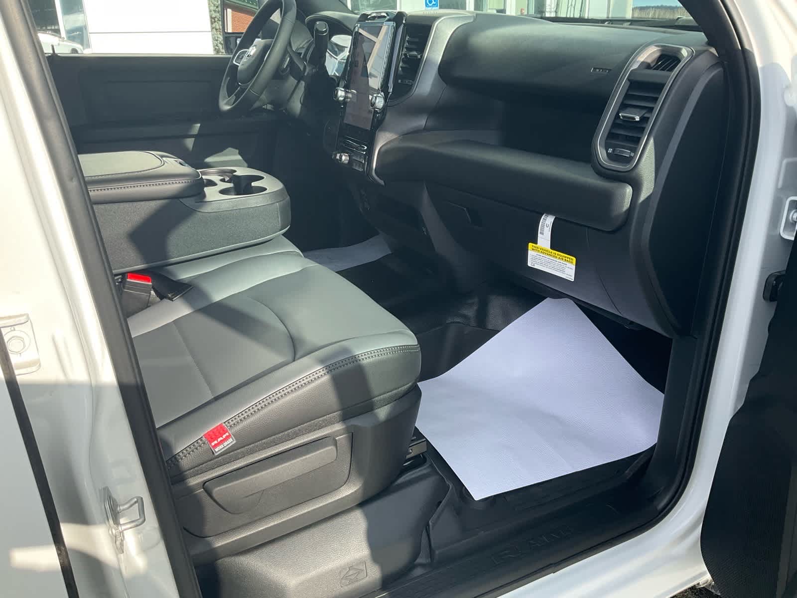 2026 RAM 3500 Tradesman - Photo 21