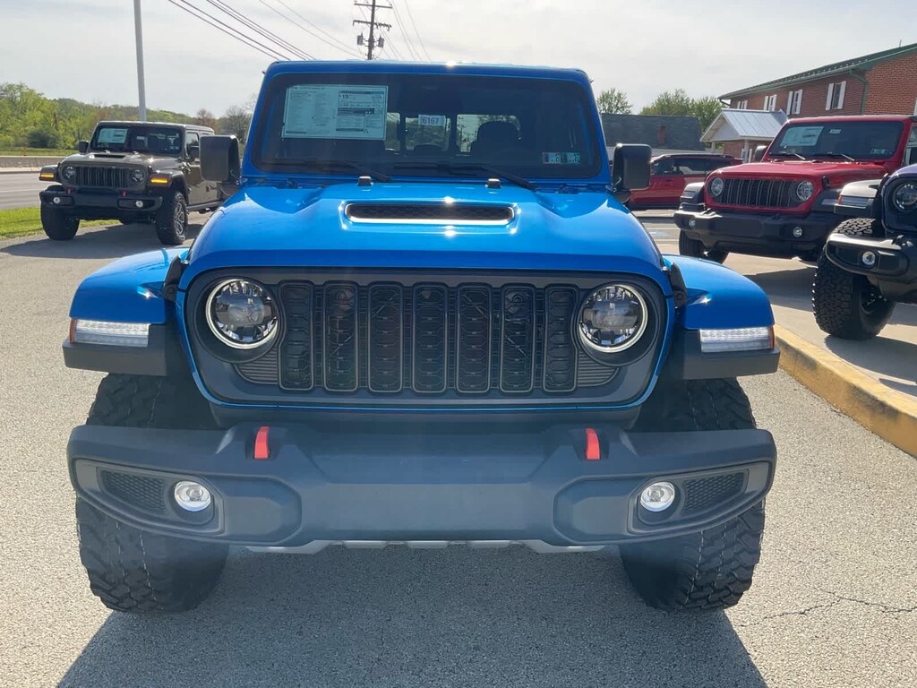 New 2026 Jeep Gladiator MOJAVE 4X4 Pickup
