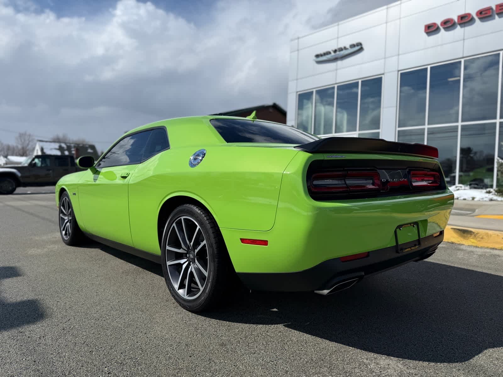 2023 Dodge Challenger R/T - Photo 7