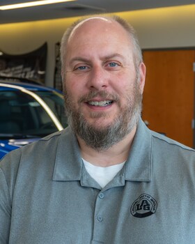 Staff member Shawn Heminger from ID_64430eab8bc9