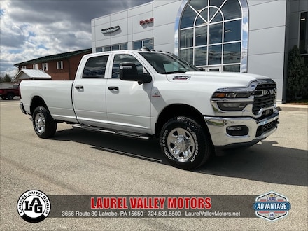 2025 Ram 2500 TRADESMAN CREW CAB 4X4 8' BOX Pickup