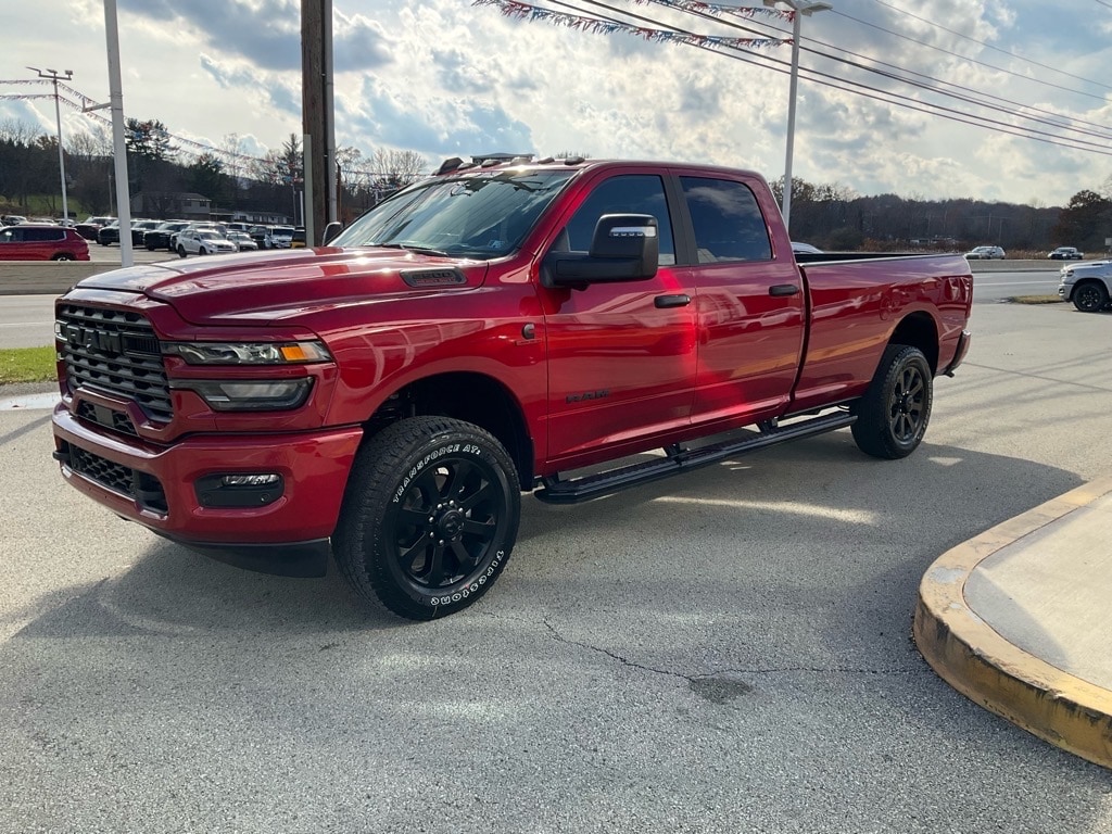 New 2026 Ram 2500 BIG HORN CREW CAB 4X4 8' BOX Pickup