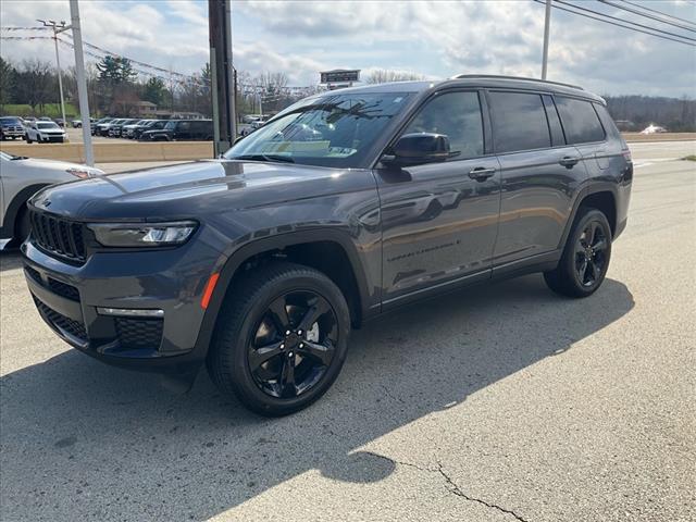 2025 Jeep Grand Cherokee Limited photo 3
