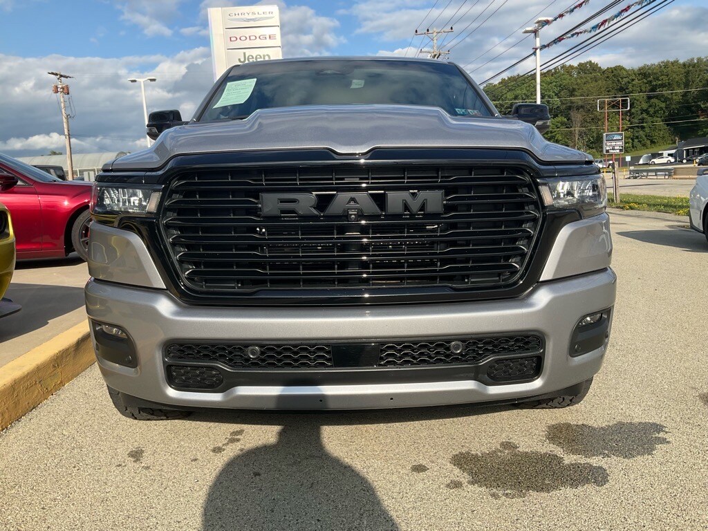 2025 Ram 1500 Laramie photo 2