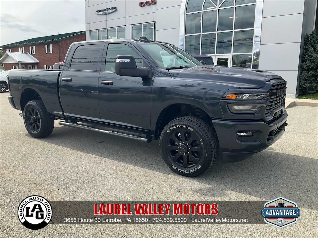 New 2026 Ram 2500 BLACK EXPRESS CREW CAB 4X4 6'4 BOX Pickup