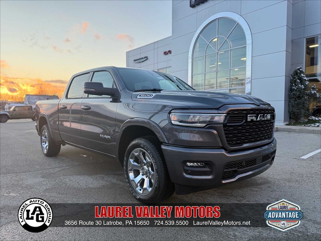 New 2026 Ram 1500 BIG HORN CREW CAB 4X4 6'4 BOX Pickup
