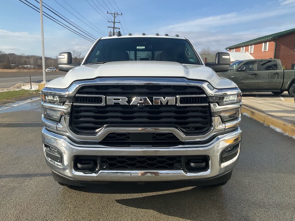 New 2026 Ram 3500 TRADESMAN CREW CAB 4X4 8' BOX Pickup