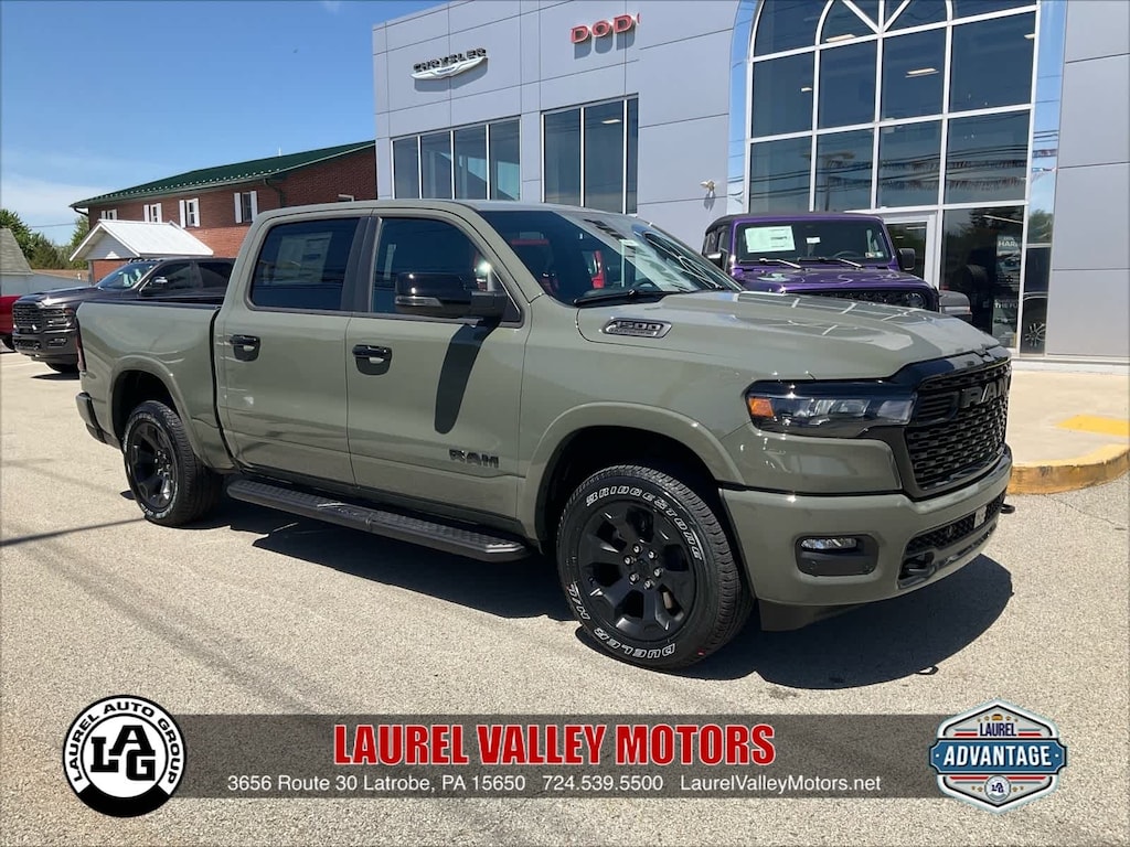 New 2026 Ram 1500 BIG HORN CREW CAB 4X4 5'7 BOX Pickup