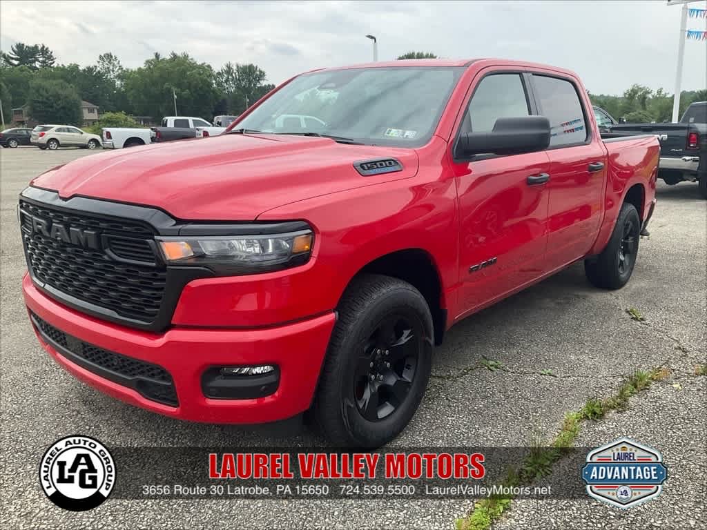 2025 RAM 1500 Tradesman 4x4 Crew Cab 5'7's photo