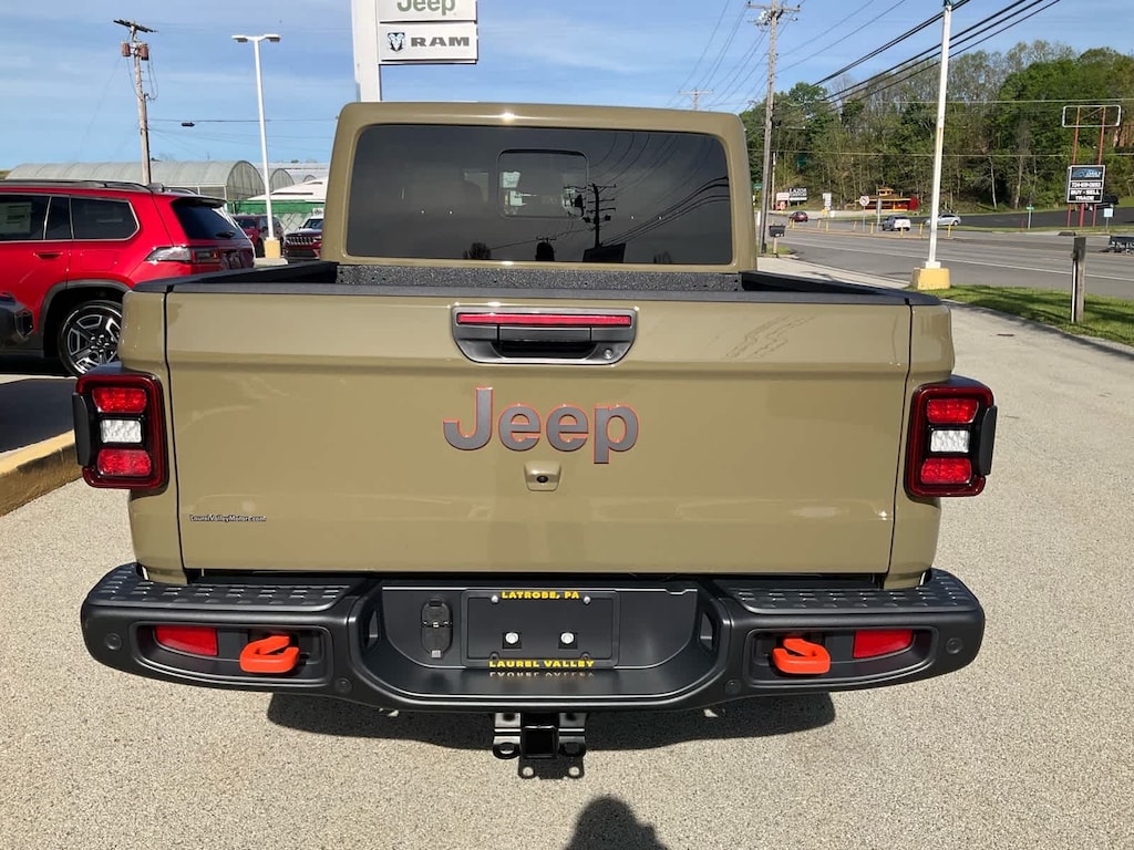 New 2026 Jeep Gladiator MOJAVE X 4X4 Pickup