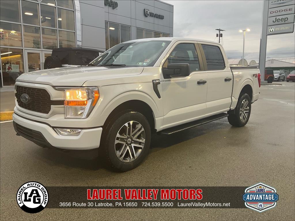 2021 Ford F-150 XL's photo