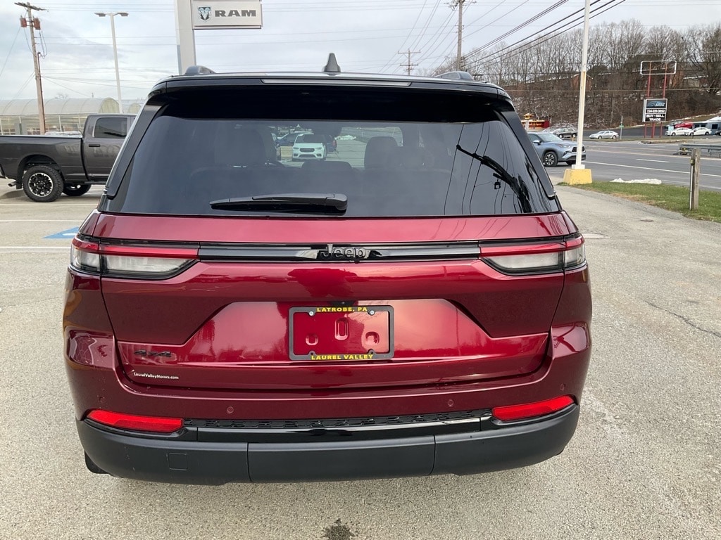 New 2025 Jeep Grand Cherokee LIMITED 4X4 Sport Utility