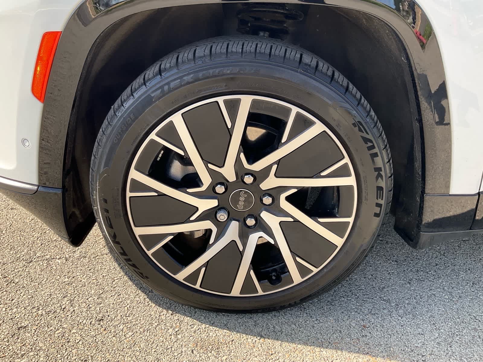 Photo 8