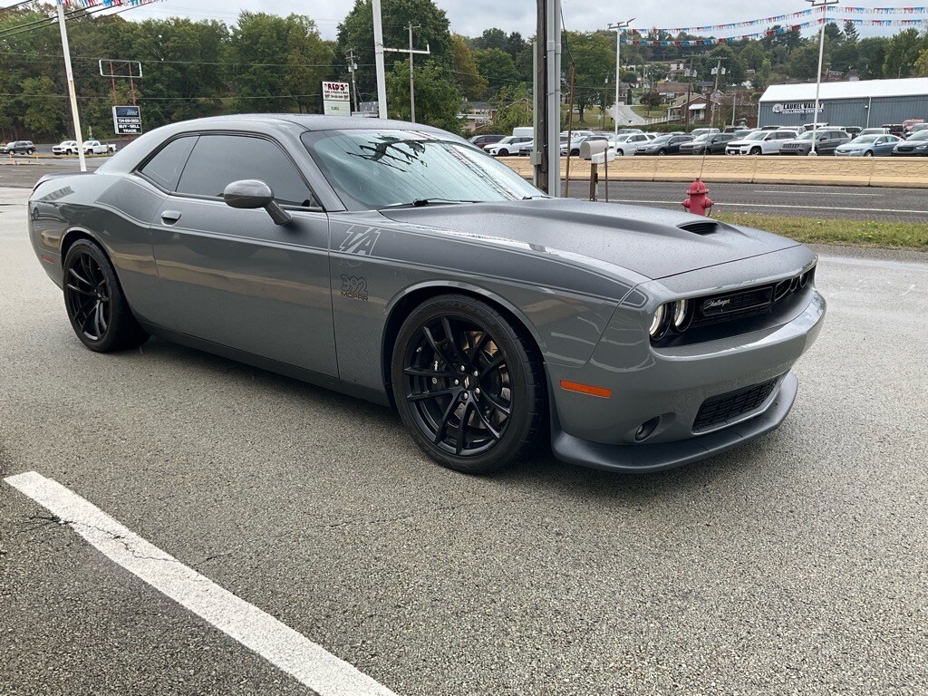 2017 Dodge Challenger T/A 392 photo 3