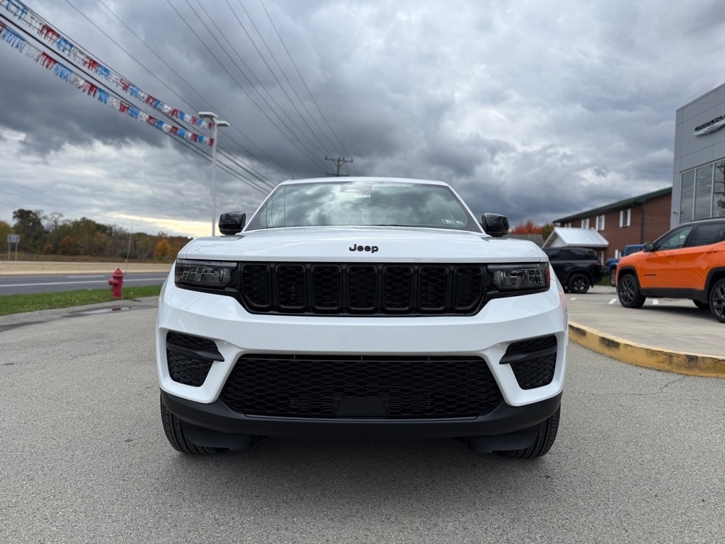 New 2025 Jeep Grand Cherokee ALTITUDE X 4X4 Sport Utility