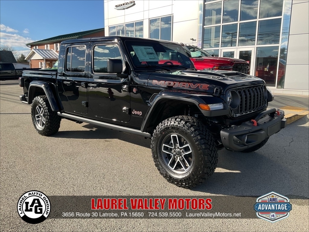 2026 Jeep Gladiator Mojave X's photo