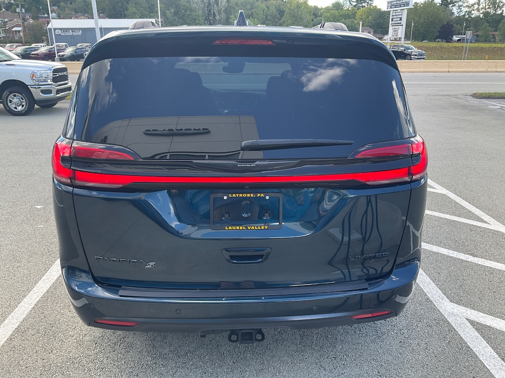 Used 2023 Chrysler Pacifica For Sale Latrobe PA