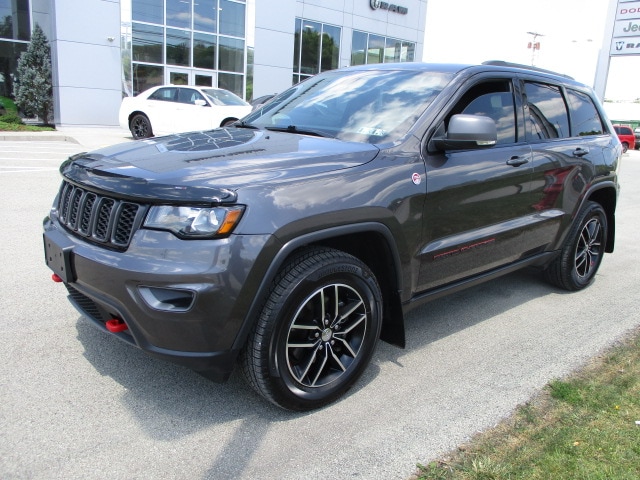 Used 2017 Jeep Grand Cherokee Trailhawk with VIN 1C4RJFLG8HC940153 for sale in Latrobe, PA