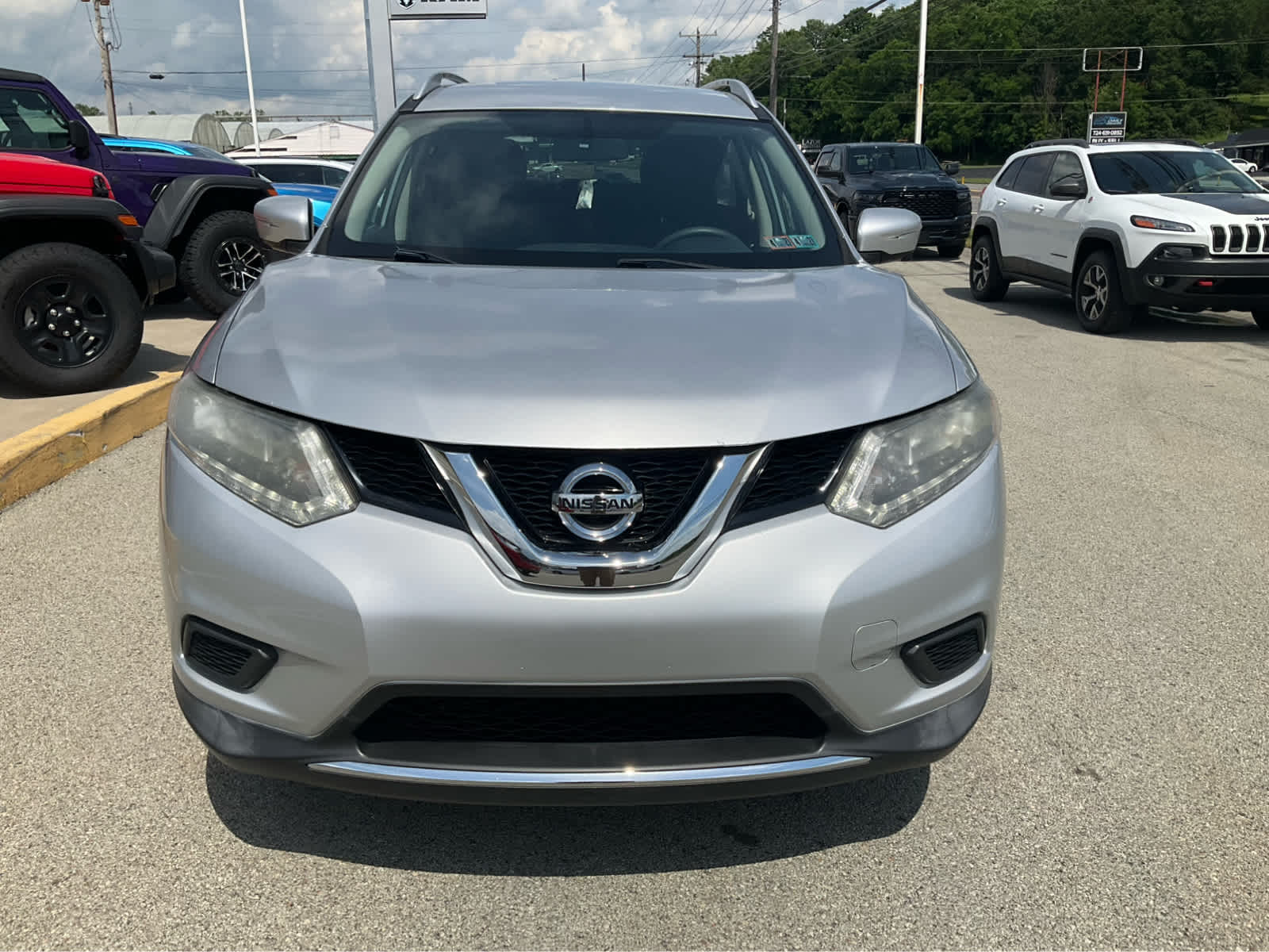 Used 2015 Nissan Rogue SV with VIN KNMAT2MV1FP550501 for sale in Latrobe, PA